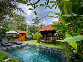 The Hidden Escapes Manggis- Stunning Hidden Gem Villa with Pool, Sauna & Ice Bath